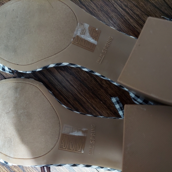 Call It Spring Checker Box Heel Size 10 - Picture 3 of 3